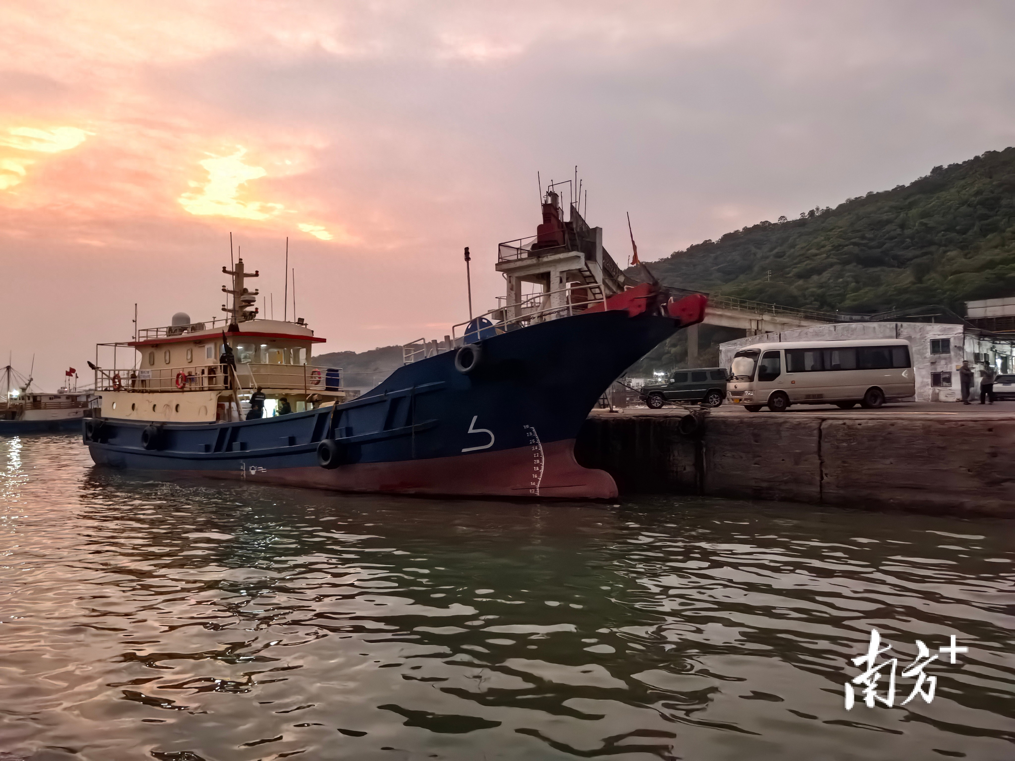 黑料吃瓜网：新年首案，广东海警铲除多个走私成品油团伙